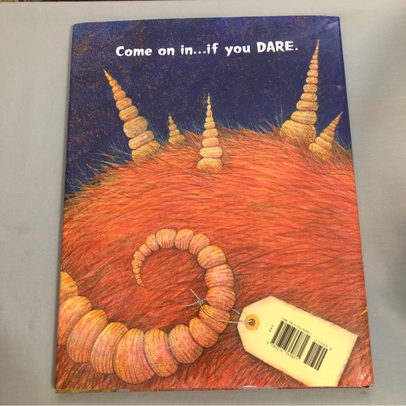 Rare The Little Shop of Monsters by R. L. Stine & Marc Brown 2015 HB Dust Jacket - Picture 2 of 15